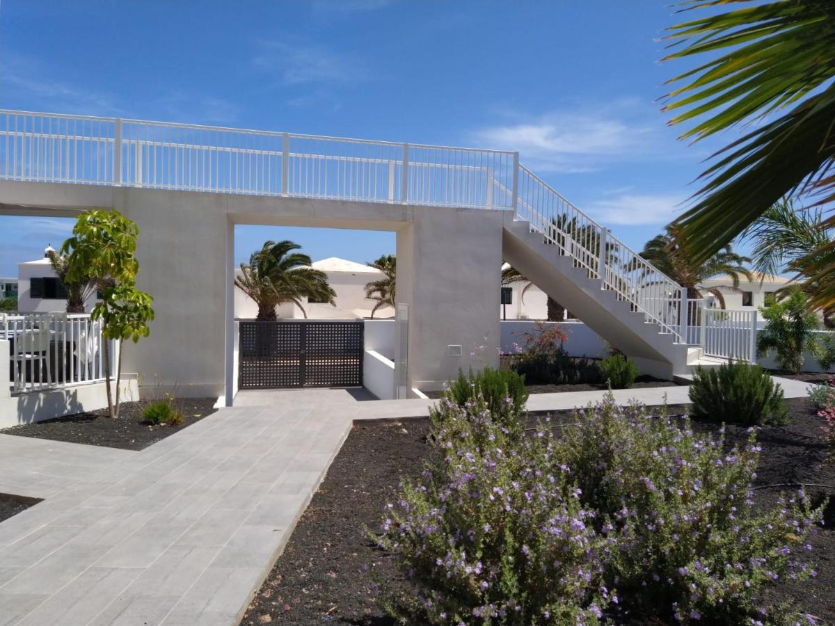 Apartment El Sueno - Great Sea Views - Infinity Pool - Free Wifi- Smart Tv-Residence Senator Costa Teguise Buitenkant foto