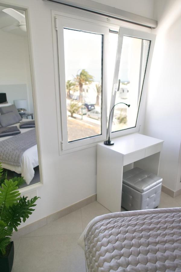 Apartment El Sueno - Great Sea Views - Infinity Pool - Free Wifi- Smart Tv-Residence Senator Costa Teguise Buitenkant foto